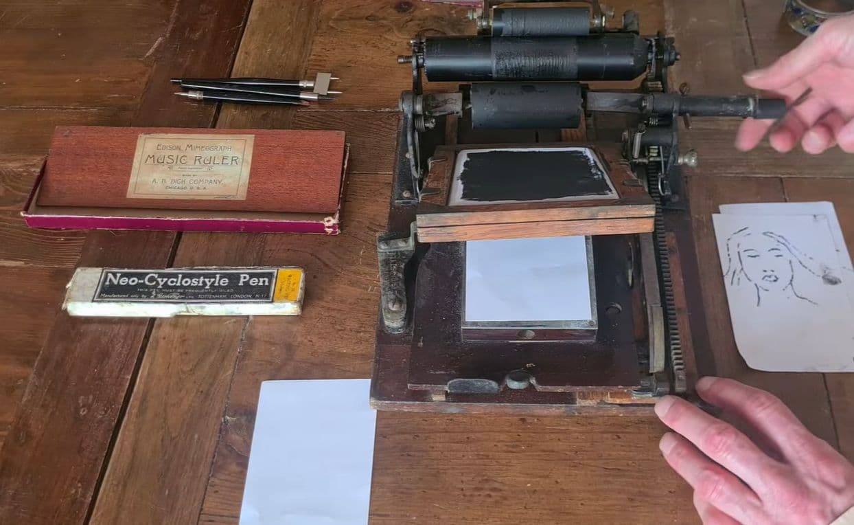 Neo-Cyclostyle: Automatic Document Copying Devices in 1890